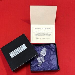 New In Box Pepi Herrmanm Crystal Brilliant cut ornament Stunning lil’ ornament!